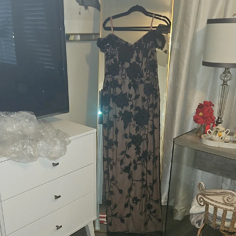 Adrianna Papell Black and Tan Floral Maxi Dress - Picture 1 of 12